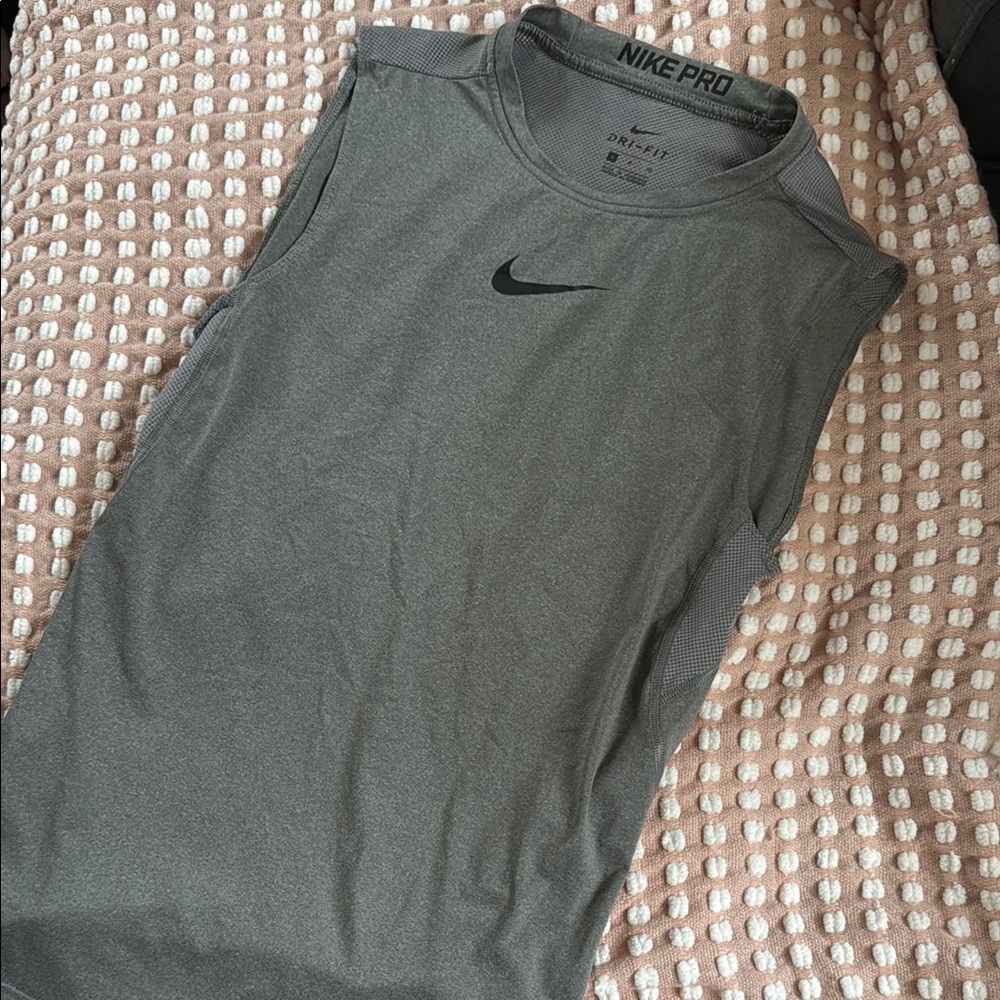 Nike Pro Charcoal Sleeveless Shirt